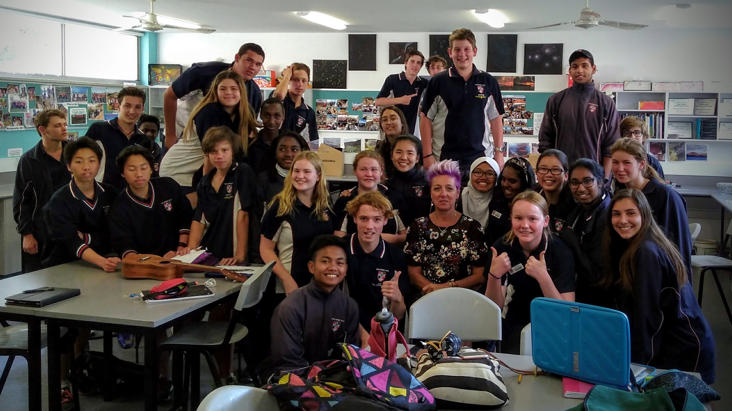 Suzy Urbaniak and yr 10 students in the classroom. Photo courtesy Cristy Burne.